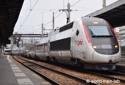 TGV Lyria